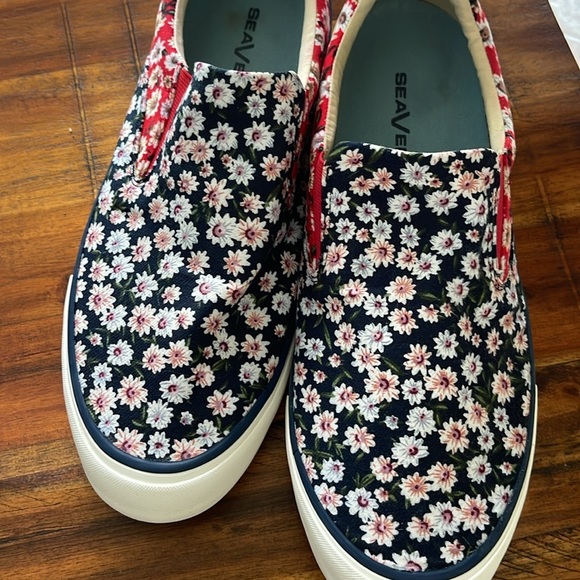 SEAVEES Womens Hawthorne DAISY Slip On Sneakers Shoes Casual floral   Sz 11 - Picture 14 of 16
